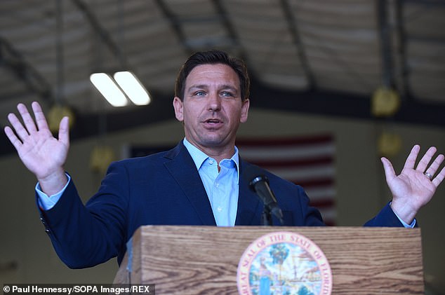 Florida governor Ron DeSantis signs executive order BANNING vaccine passports