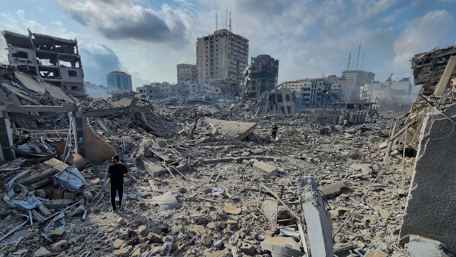 Israeli pedos try to justify house bombing